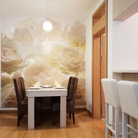 Apartman Kej Free Parking คราลเยโว ภายนอก รูปภาพ